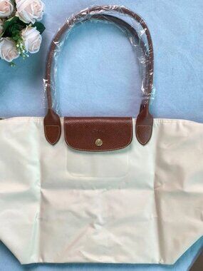 Longchamp Off-White Commuter Tote Medium